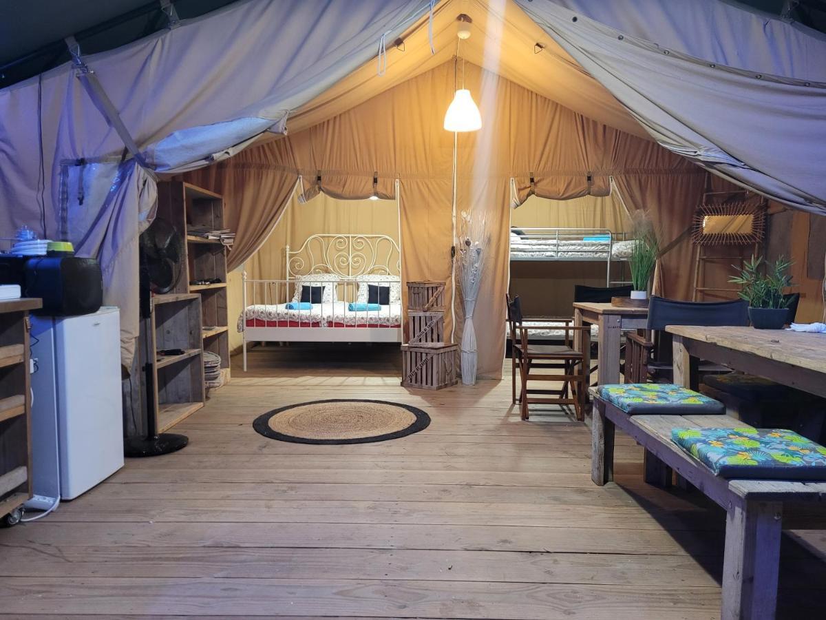 Saint-Martin-des-Besaces Tente Lodge Safari מראה חיצוני תמונה